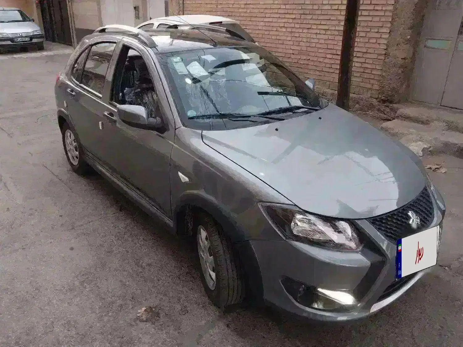 کوییک RS استاندارد ۸۵ خاکستری سقف مشکی پارس خودرو|خودرو سواری و وانت|مشهد, راهنمایی|دیوار