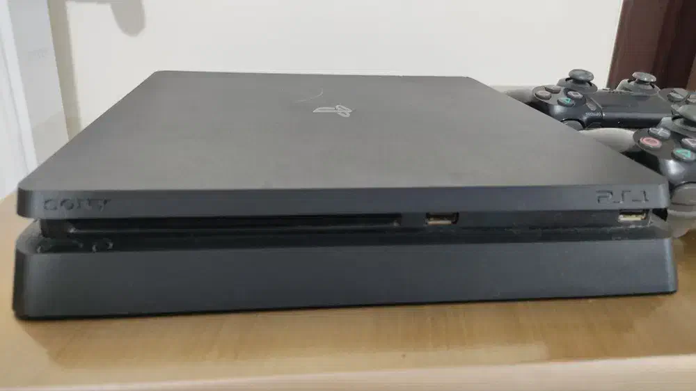 ps4 slim 1traوps5fat|کنسول، بازی ویدئویی و آنلاین|پردیس, فاز ۴|دیوار