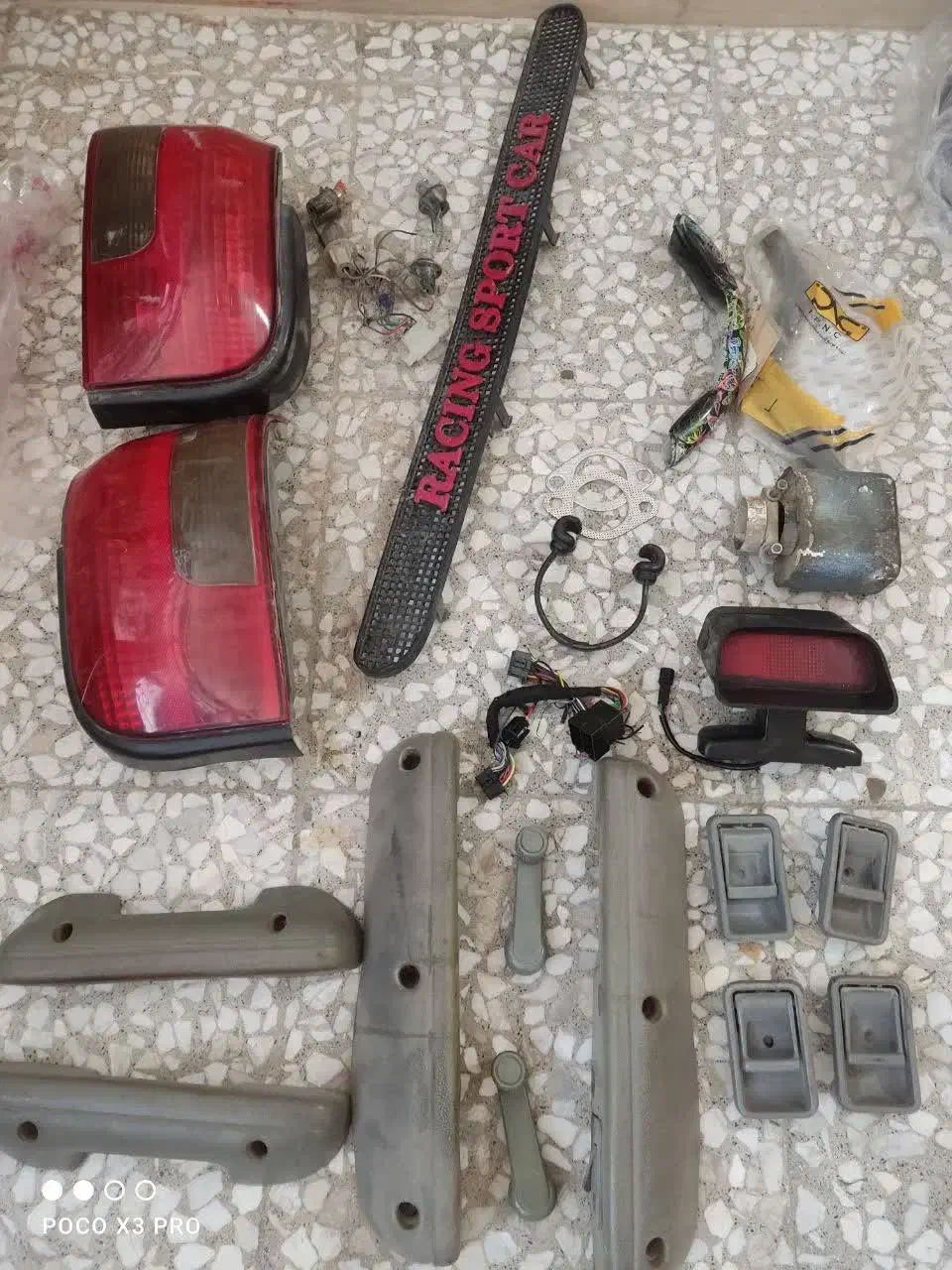 لوازم خودرو خطر عقب پراید و...|قطعات یدکی و لوازم جانبی|اصفهان, اصفهانک|دیوار