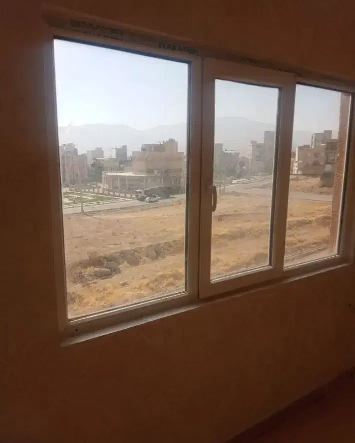 فروش واحد ۹۲ متری مجتمع نگین اندیشه|فروش آپارتمان|بروجرد, |دیوار