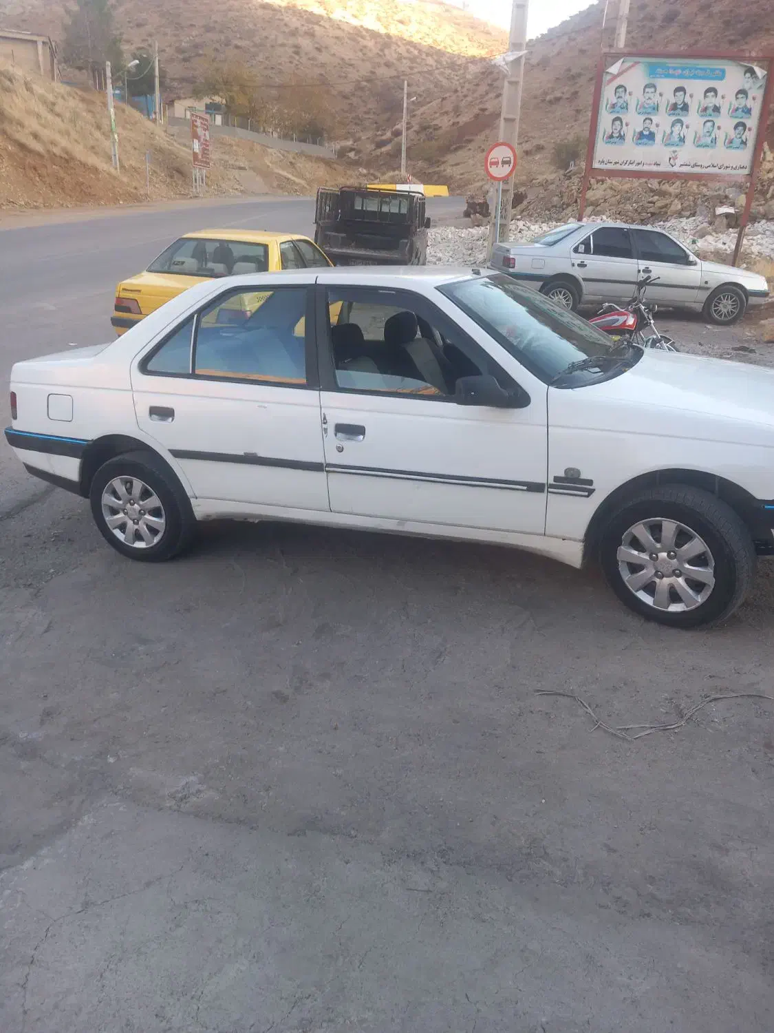 پژو Rd مدل ۸۱ بیرنگ|خودرو سواری و وانت|کرمانشاه, |دیوار