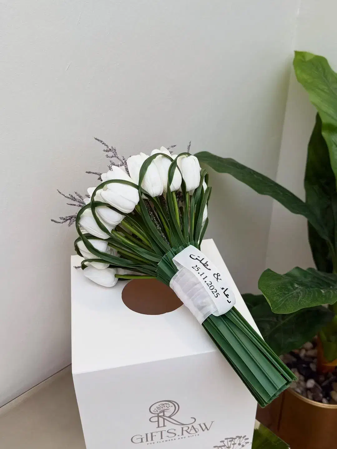 دسته گل لاله و شیپوری و هر مدل میتونید سفارش بدین|گل مصنوعی|ایرانشهر, |دیوار