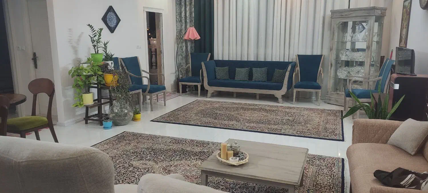 مبل ۹ نفره|مبلمان خانگی و میز عسلی|مشهد, رضاشهر|دیوار