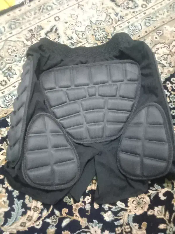 اسکیت اصلی،تمام لوازم فول استثنائی|دوچرخه، اسکیت، اسکوتر|تهران, جنت‌آباد مرکزی|دیوار