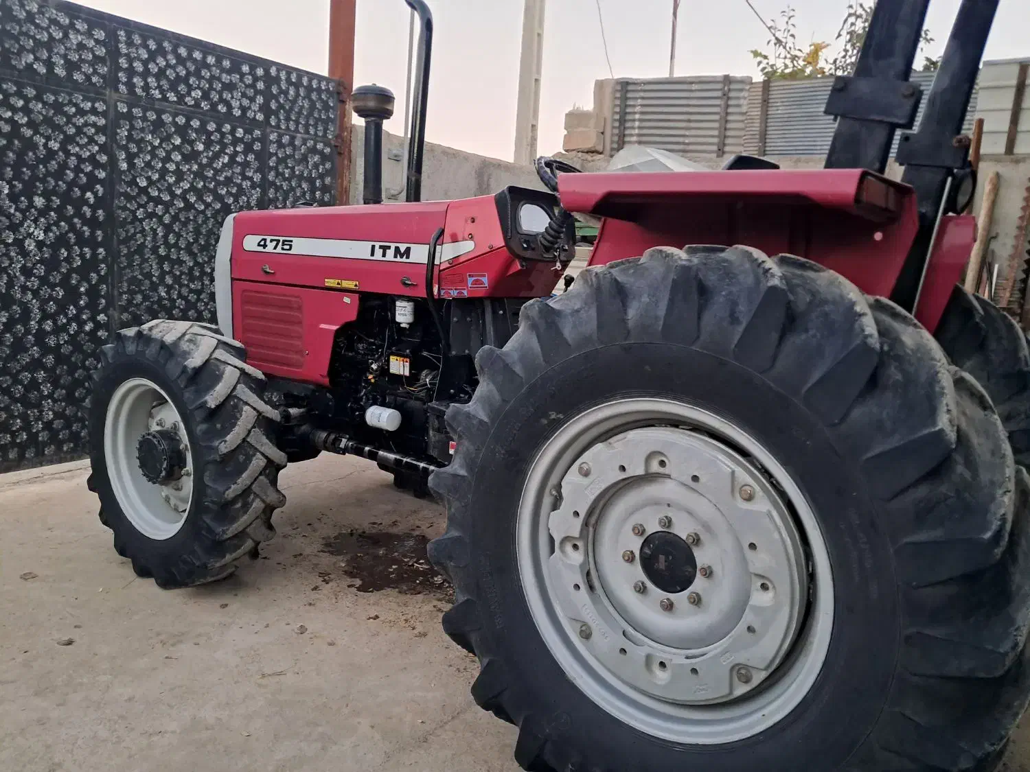 تراکتور۴۷۵ جفت دیفرانسیل فابریک کارخانه|خودرو سنگین|آشخانه, |دیوار