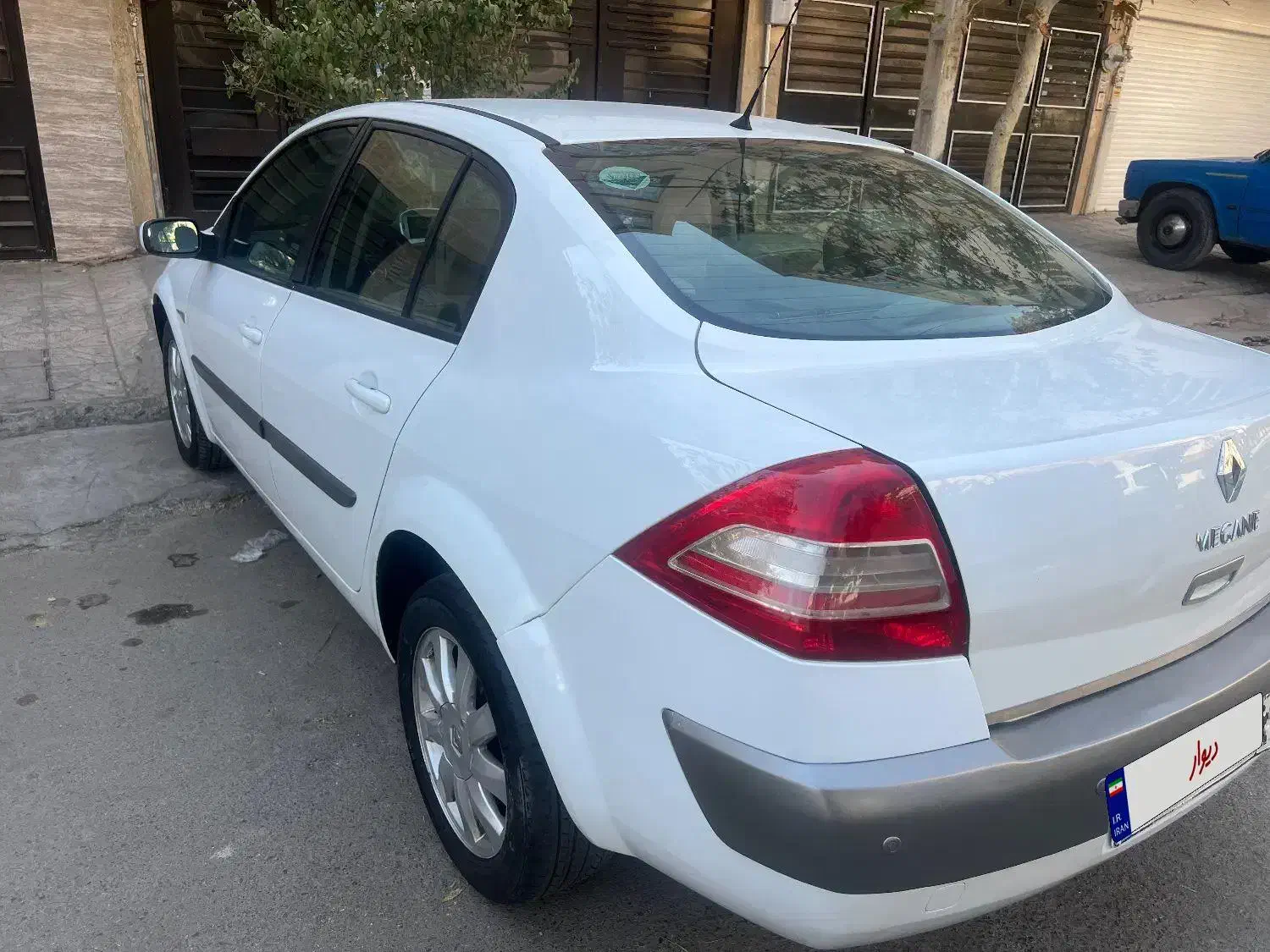 مگان 2000 اتومات|خودرو سواری و وانت|مشهد, اقبال|دیوار