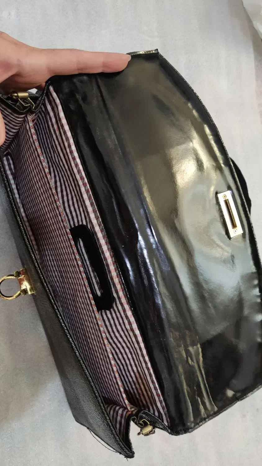 دو عدد کیف مجلسی هر کدوم ۳۵۰|کیف، کفش، کمربند|شهریار, شهرک وائین|دیوار