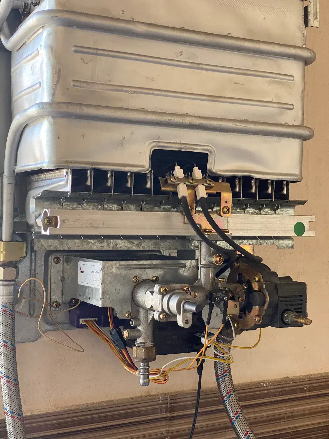 آب گرمکن ۴۲-۱۸|آبگرمکن، پکیج، شوفاژ|سیلوانه, |دیوار