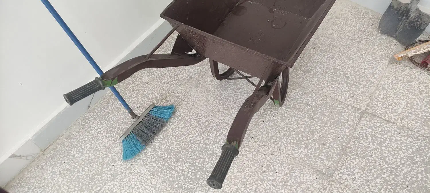 فرغون نو وسالم|ابزارآلات|گنبد کاووس, |دیوار