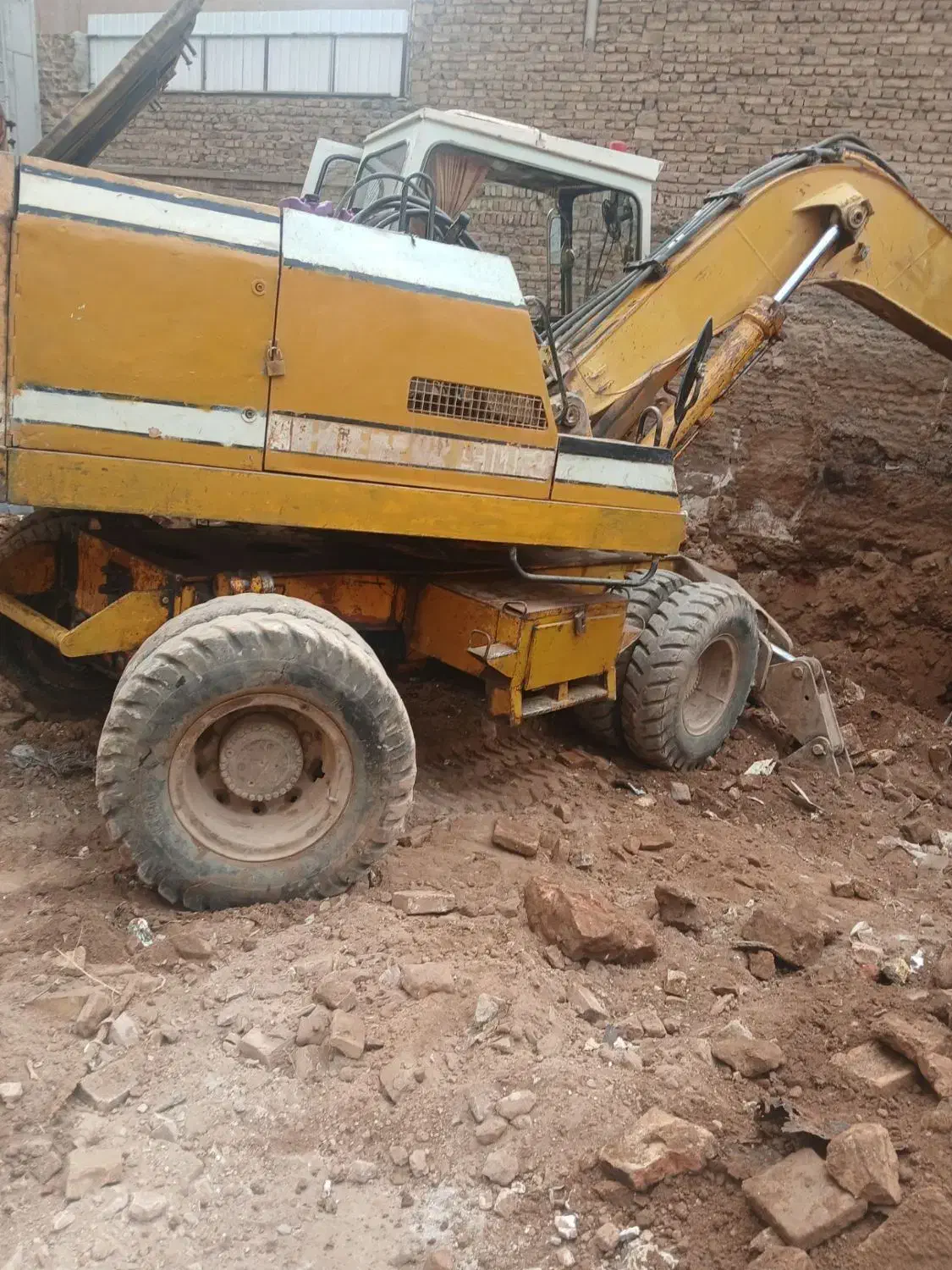 بیل مکانیکی912|خودرو سنگین|تبریز, |دیوار