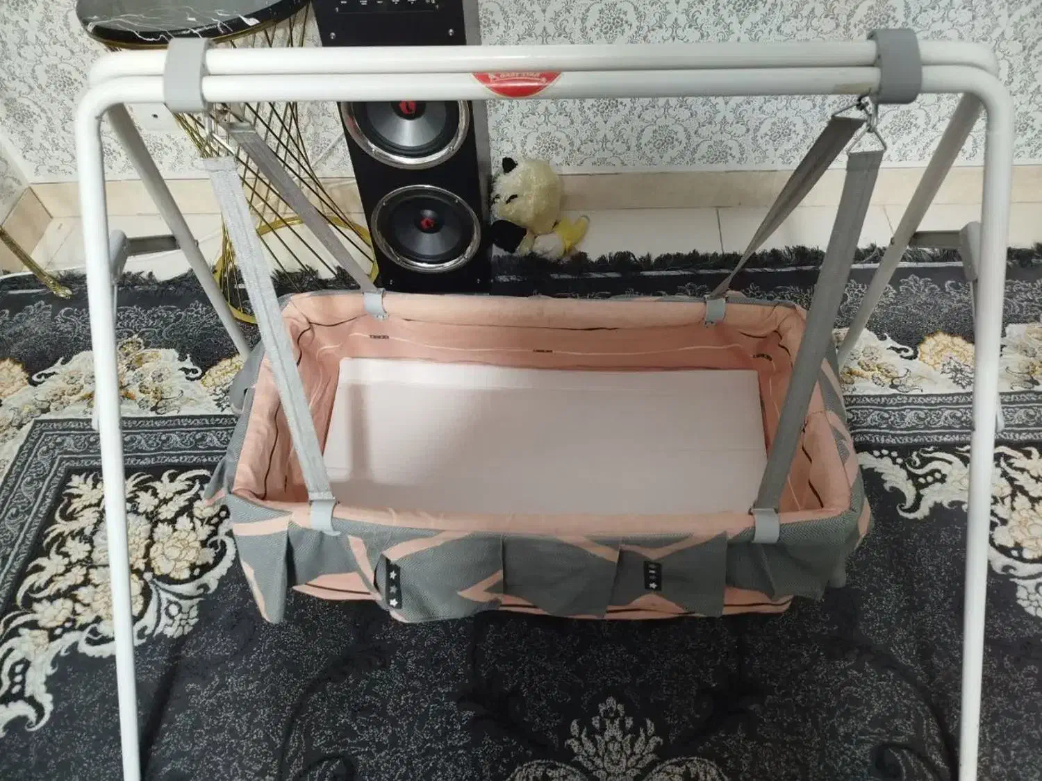 گهواره پارچه ی|اسباب و اثاث بچه|ملایر, |دیوار