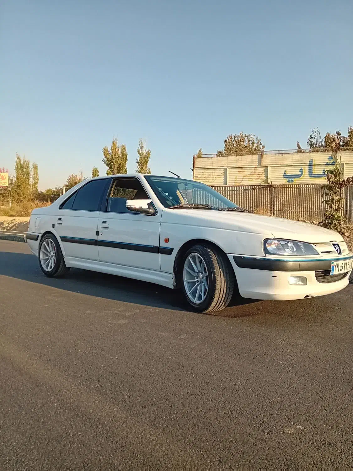 پژو پارس سال مدل ۸۹ تو کرم|خودرو سواری و وانت|کرج, کرج نو|دیوار