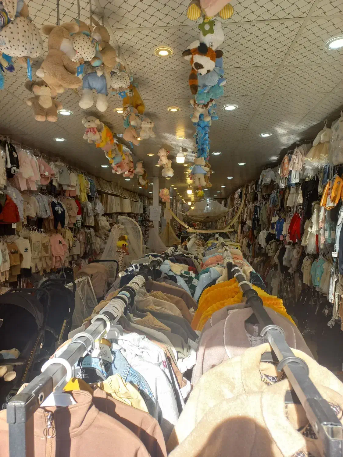 سیسمونی نی نی سا|تخت و صندلی بچه|قم, سراجه (۱۵ خرداد)|دیوار