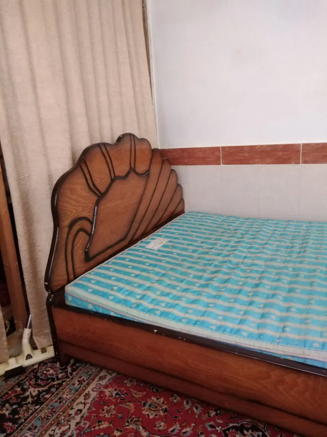 تختخواب دو نفره با تشک|تخت و سرویس خواب|گرگان, |دیوار