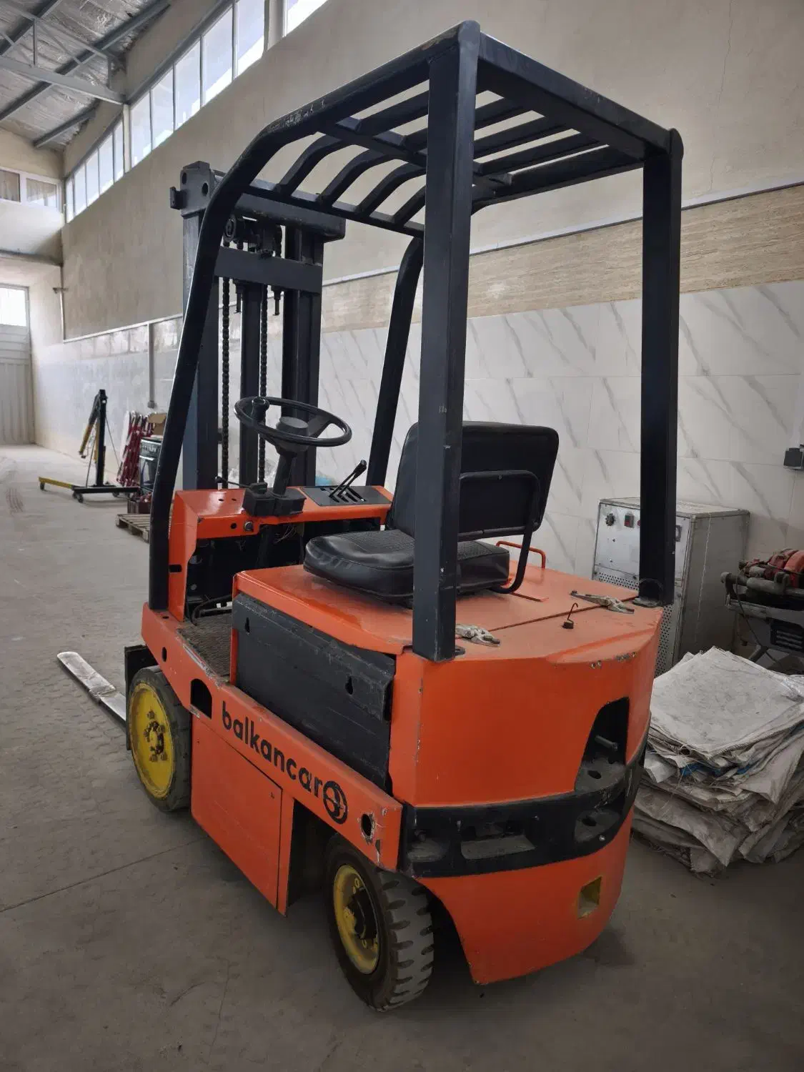 لیفتراک برقی balkancar|خودرو سنگین|خسروشاه, |دیوار