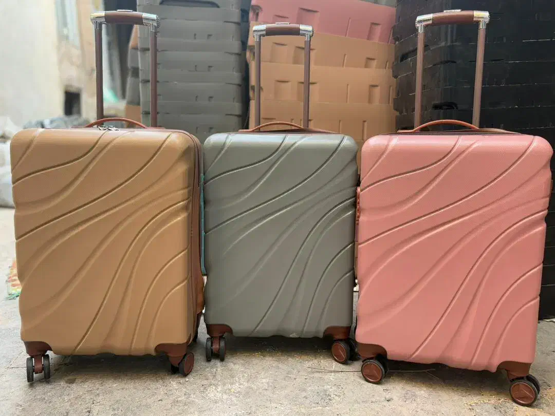 فروش ویژه چمدان|کیف، کفش، کمربند|سنندج, |دیوار