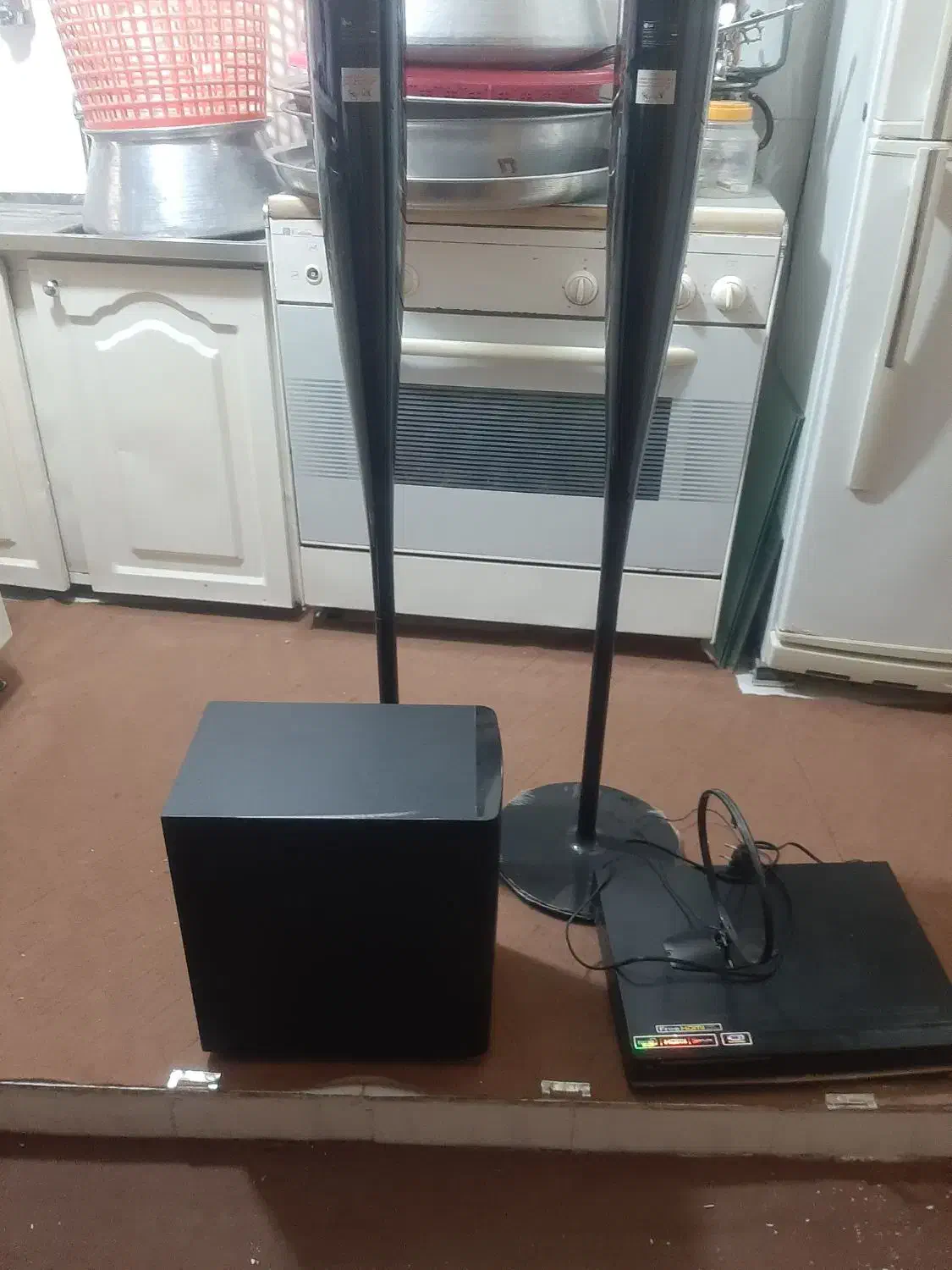 یک باند کامل یعنی ۳ عدد با دی‌وی‌دی|سیستم صوتی خانگی|هشتگرد, شهرک وحدت|دیوار