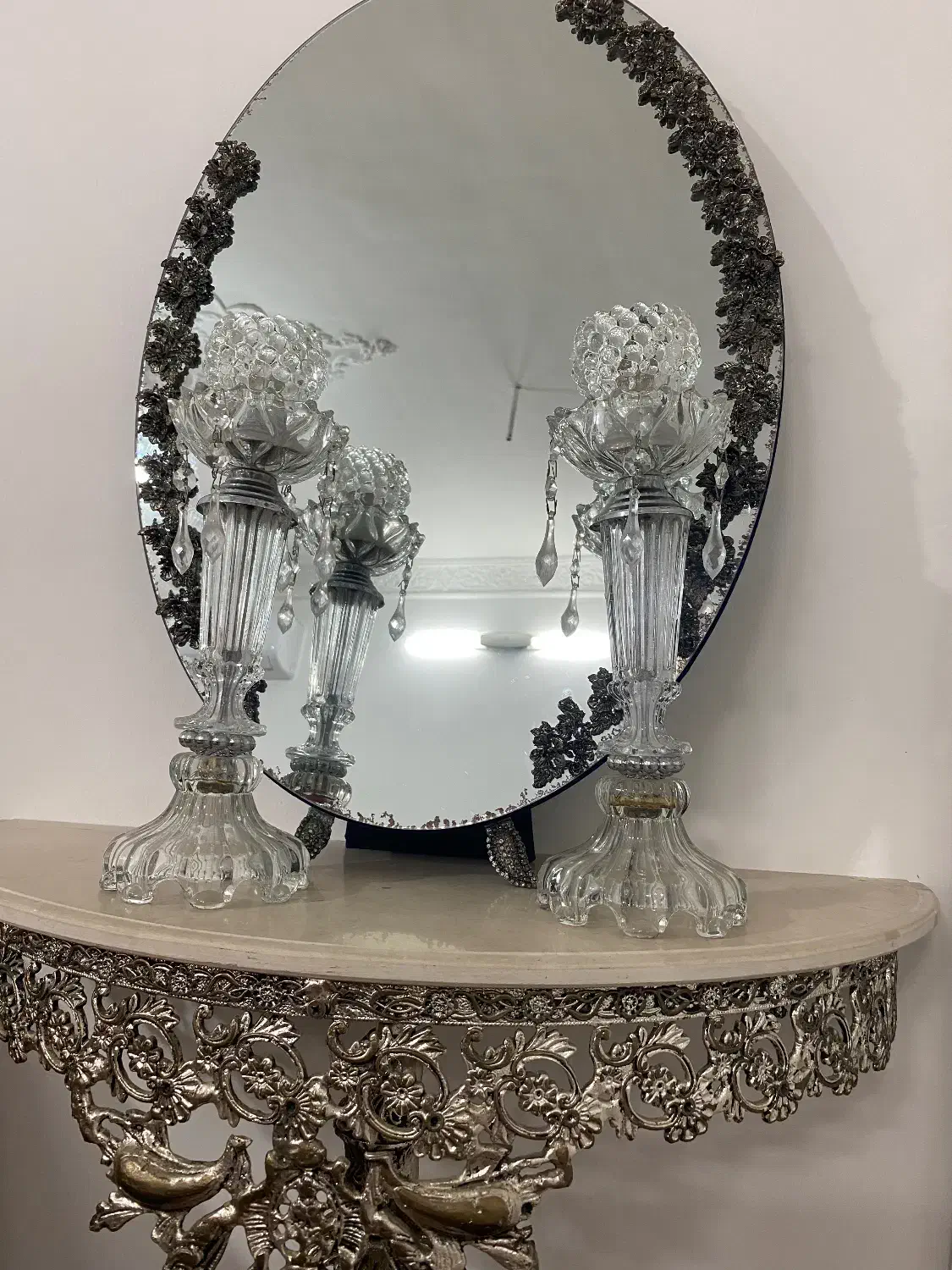 اینه و کنسول و شمعدان|آینه|لاهیجان, کوی خزر|دیوار