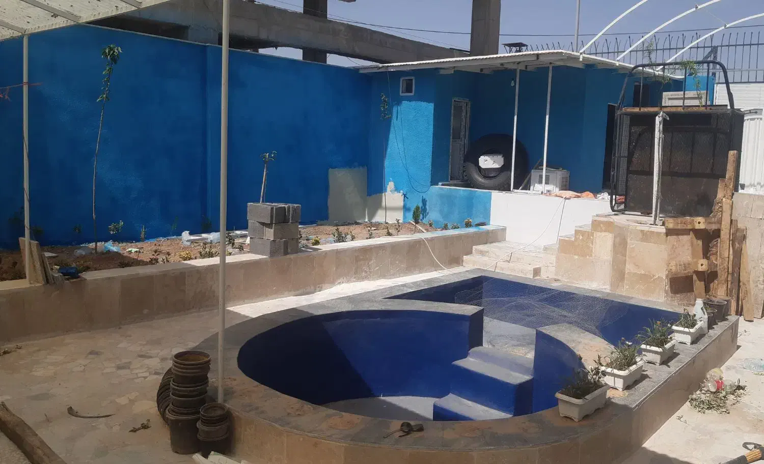 سیمانکاری آستر ساختمان آسانسور،آجر کاری ،پیمانکاری|خدمات پیشه و مهارت|قزوین, |دیوار