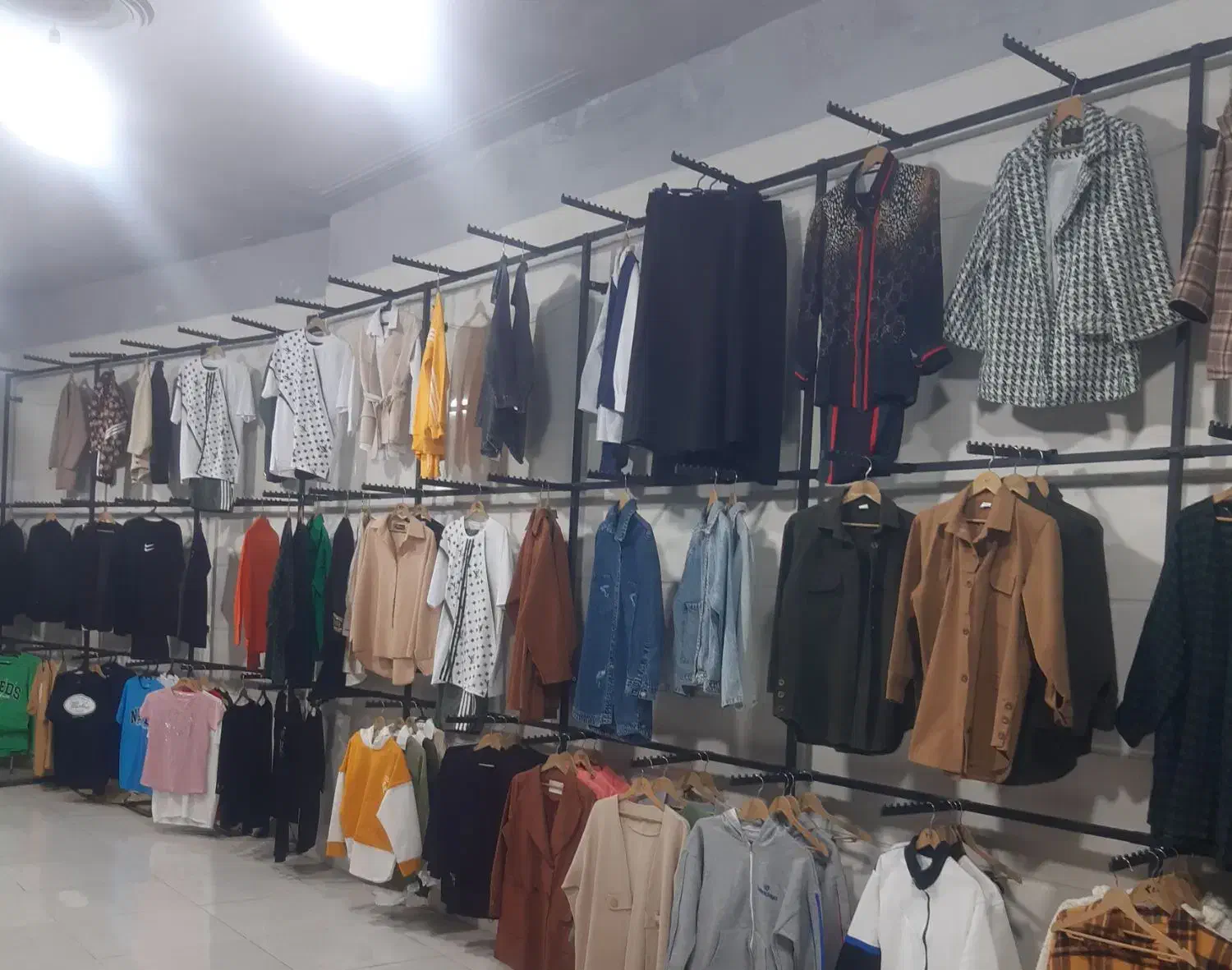 آینه قفسه ویترین اتاق پرو ستون های۳متری(یکجا) فروش|فروشگاه و مغازه|گلستان (تهران), |دیوار