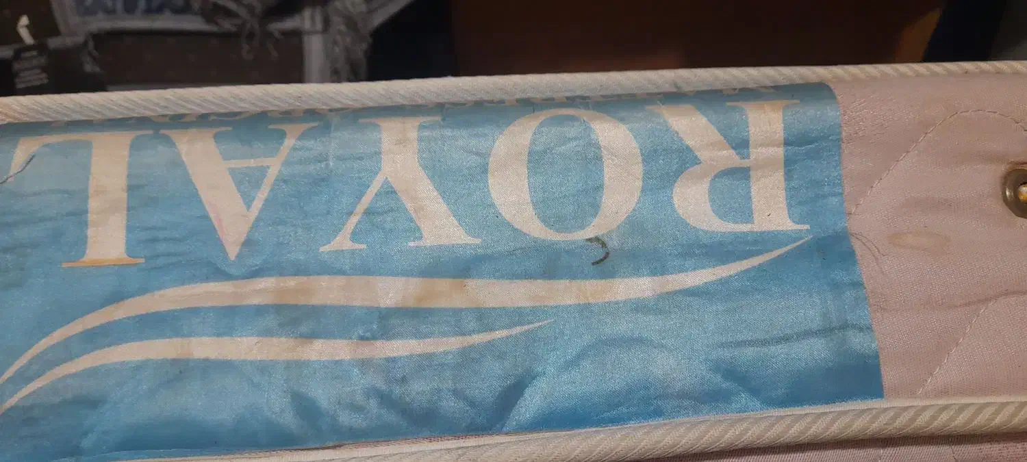 تشک تخت نوجوان مارک رویال اصل دست دوم تمیز|تشک تختخواب|نهاوند, |دیوار