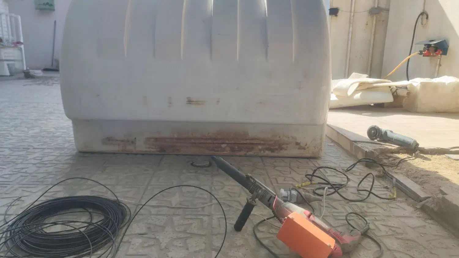 جوش کاری مخازن آب پلی اتیلن|خدمات پیشه و مهارت|بوشهر, |دیوار