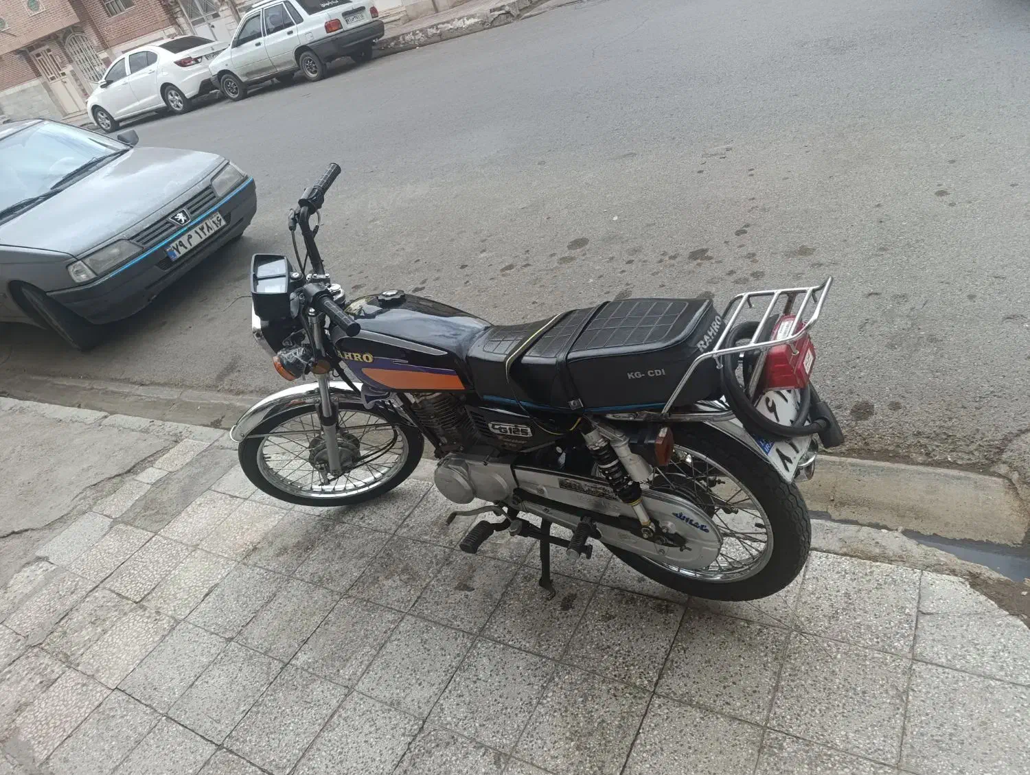 رهرو|موتورسیکلت|قم, نخودی|دیوار