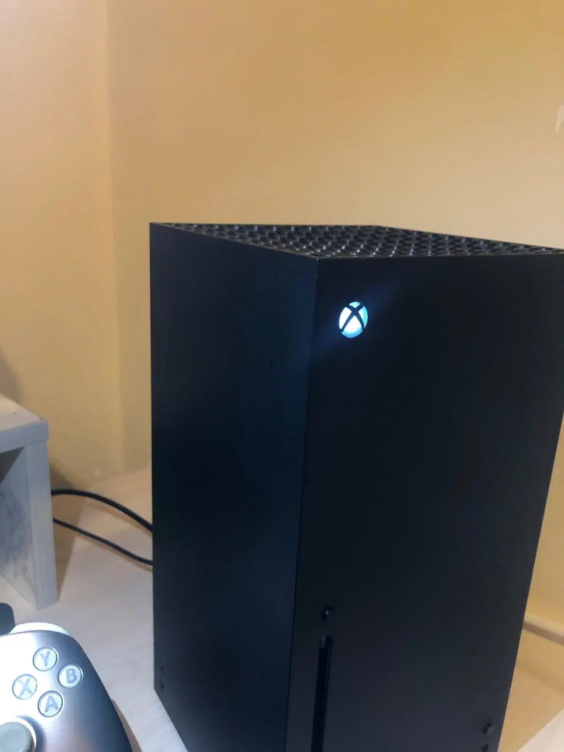 Xbox series X کم کار|کنسول، بازی ویدئویی و آنلاین|کرج, مصباح|دیوار