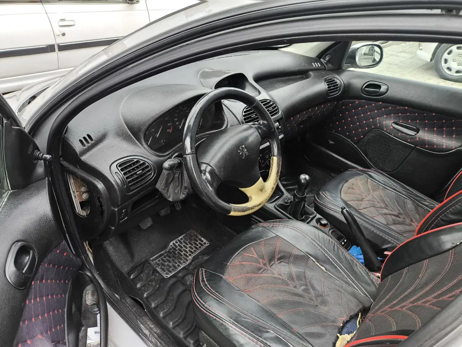 206تیپ 2مدل 82|خودرو سواری و وانت|شوش, |دیوار