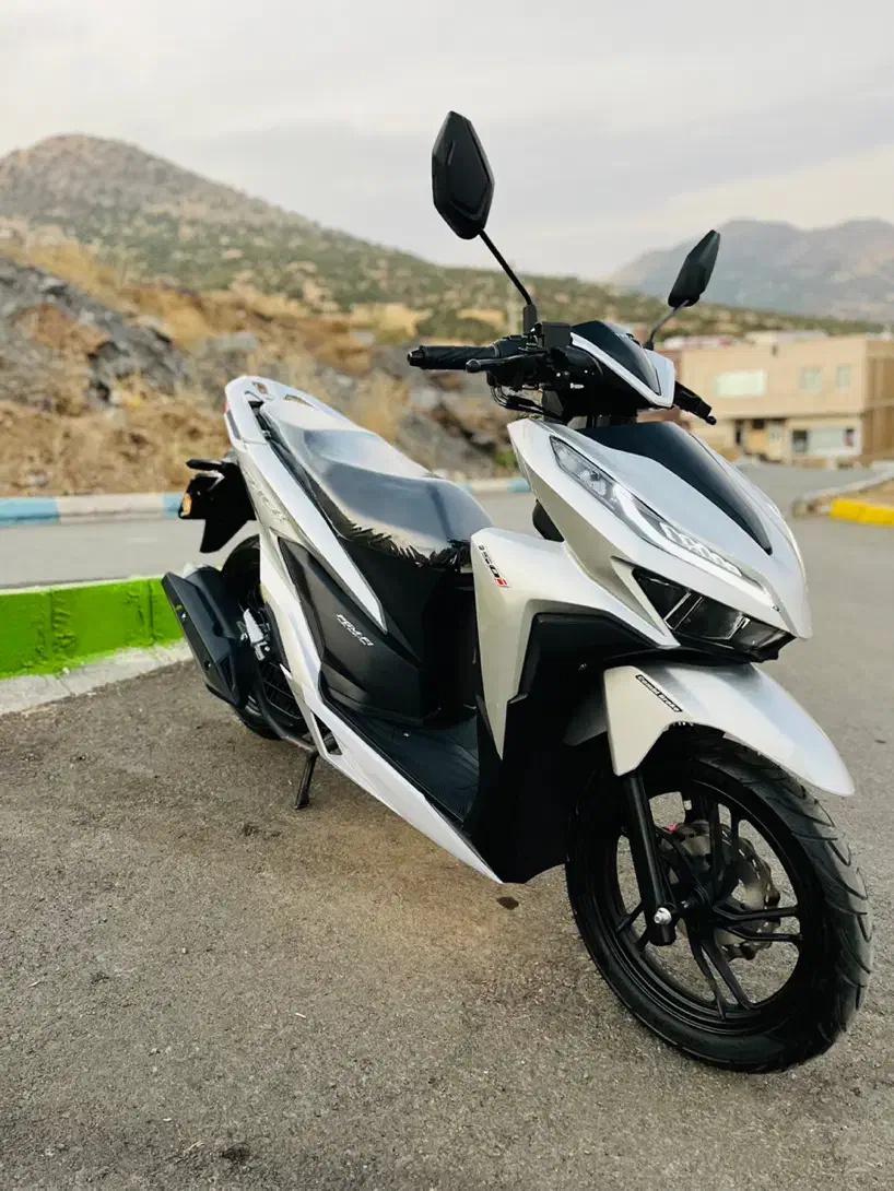 کلیک 150 تیتانیوم|موتورسیکلت|بانه, |دیوار