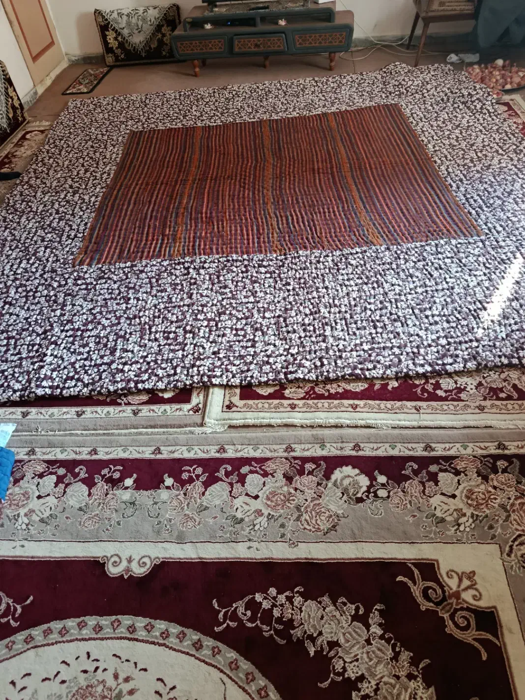 فروش لحاف کرسی نو|رختخواب، بالش، پتو|سنندج, |دیوار