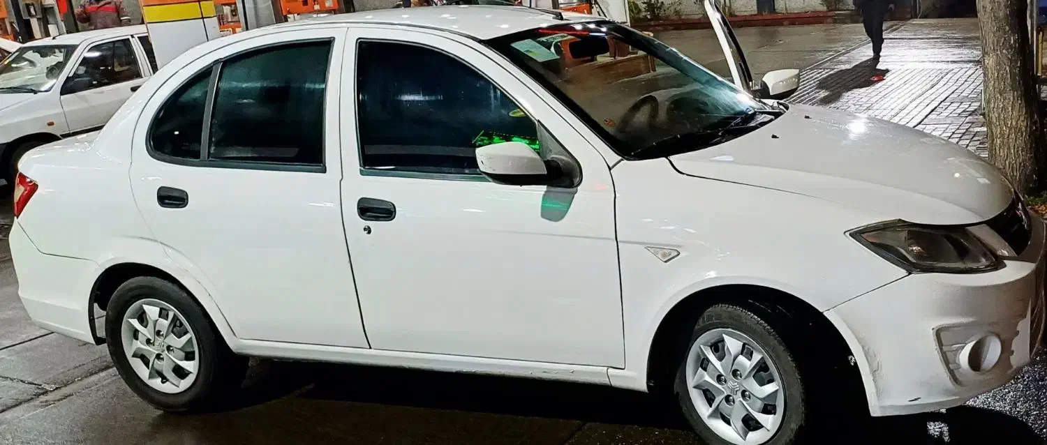 ساینا ۱۳۹۸ کم کارکرد|خودرو سواری و وانت|تبریز, |دیوار