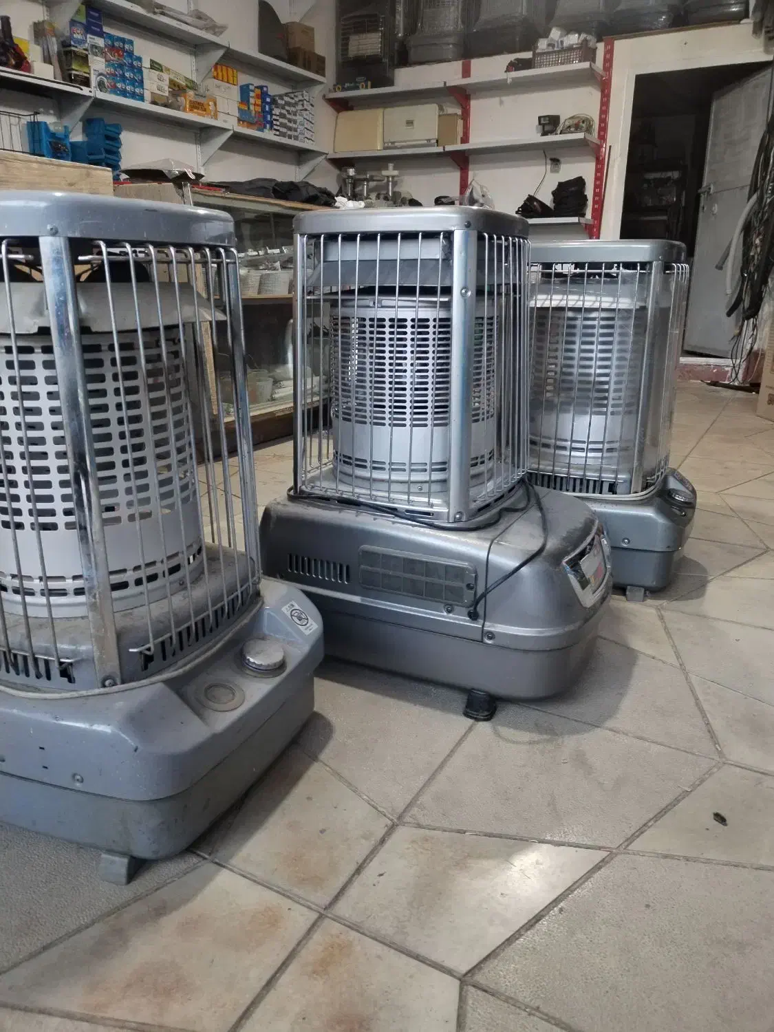 بخاری ژاپنی فن دار نفتی برقی|بخاری، هیتر، شومینه|وزینه, |دیوار