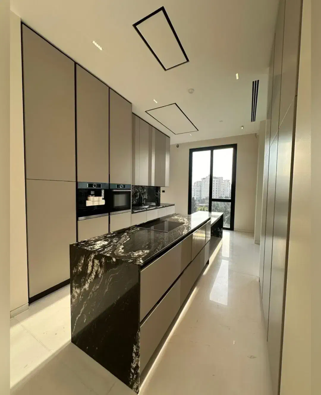 تاپ لوکیشن فرمانیه/مهماندوست/برج باغ/۴۰۰ متر|فروش آپارتمان|تهران, کامرانیه|دیوار