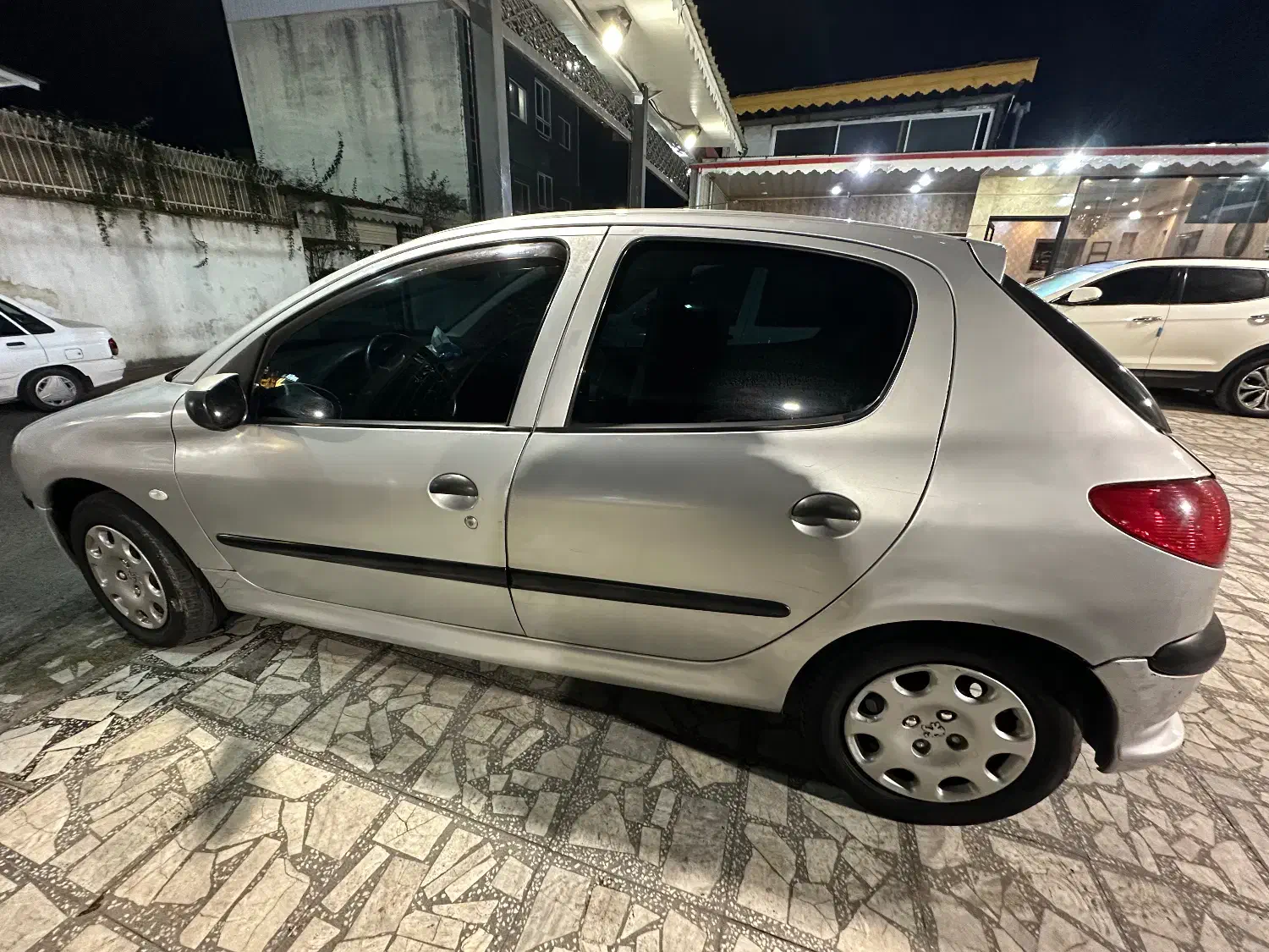 ۲۰۶مدل ۸۴|خودرو سواری و وانت|رشت, کوی امام رضا|دیوار