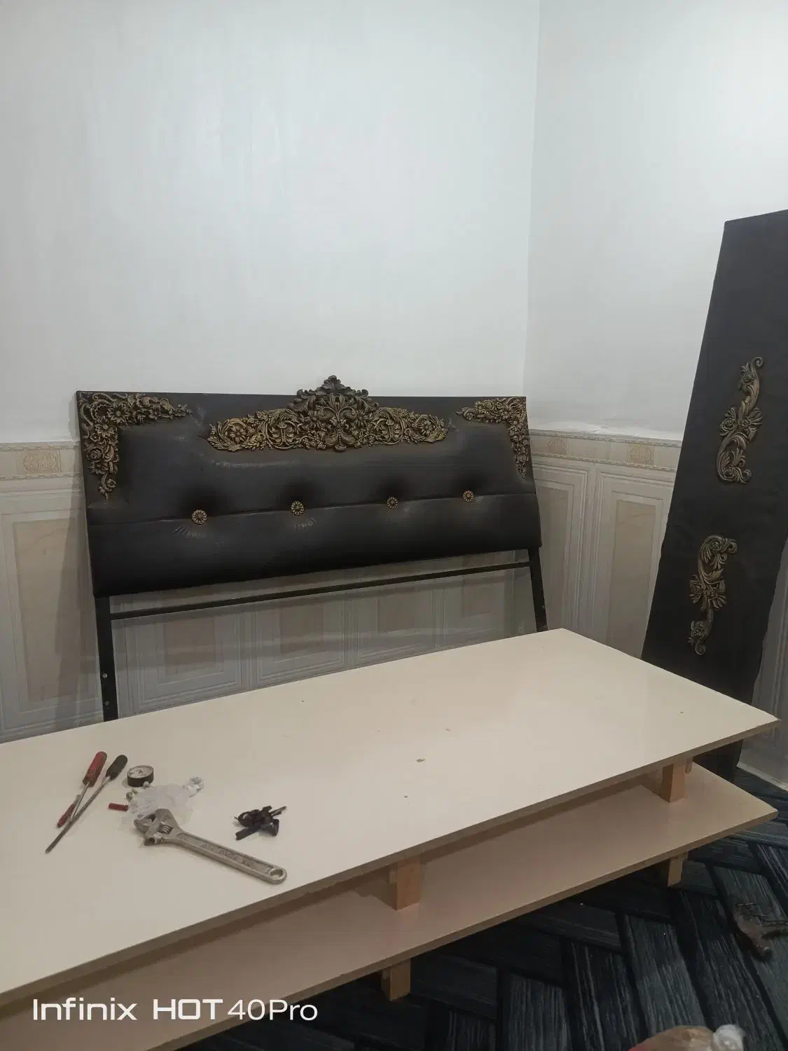 تخت خواب فلزی 2 نفره|تخت و سرویس خواب|اهواز, الصافی|دیوار