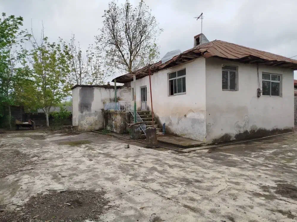 خانه کلنگی ۶۵۰متر زمین دارای امتیازات کامل نصب|فروش زمین و ملک کلنگی|لشت نشا, |دیوار