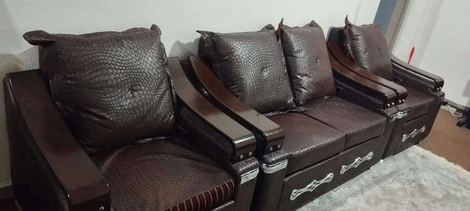 مبل راحتی|مبلمان خانگی و میز عسلی|شاهین‌شهر, چمران|دیوار