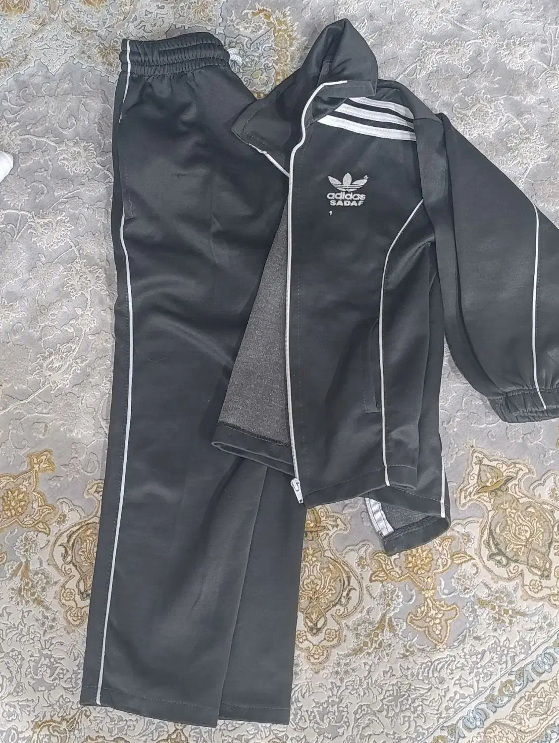 لباس ورزشی|لباس|پاکدشت, پاکدشت (مامازند)|دیوار