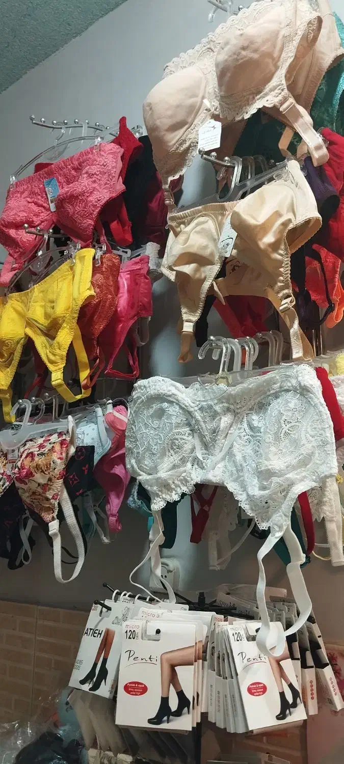 فروش بعلت جمع کردن مغازه|لباس|کاشان, پشت شهربانی|دیوار