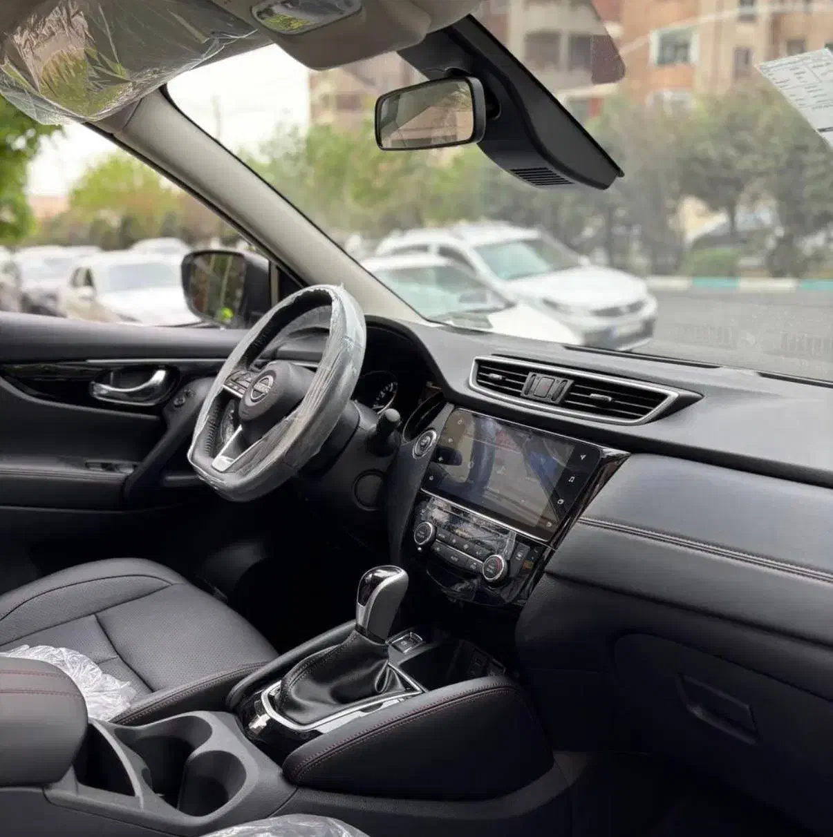 قشقایی آنر فول / سفید * تحویل فوری *|خودرو سواری و وانت|تهران, اقدسیه|دیوار