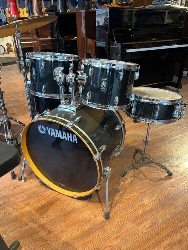 هنگ درام اقساطی|سازهای بادی|بجنورد, |دیوار