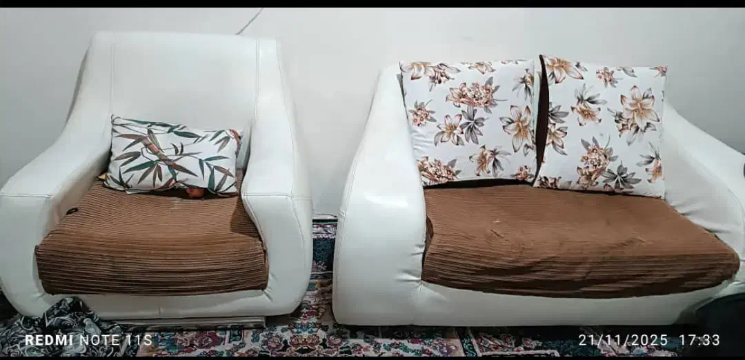 مبل هفت نفره ومیزوگل میز|مبلمان خانگی و میز عسلی|شیراز, شهرک قمشه|دیوار