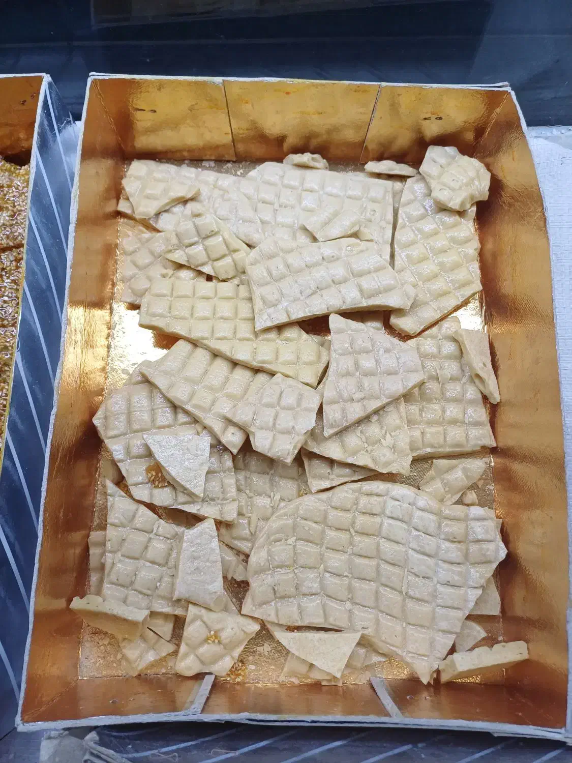 کارگاه تولید قندزنجبیلی وانواع پولک و نبات|خوردنی و آشامیدنی|سمیرم, |دیوار