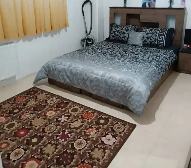 فرش ۲عدد ۹متری گلیم ۳عدد ۳متری مبل ۸نفره|مبلمان خانگی و میز عسلی|علی‌آباد کتول, |دیوار