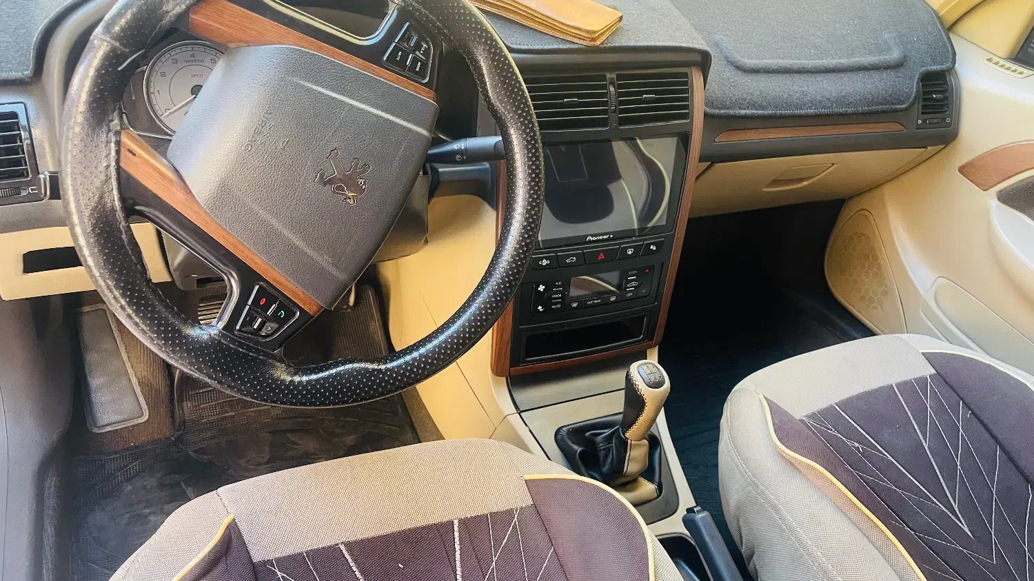 پژو پارس ۱۴۰۱ اقساط ۸ ماه|خودرو سواری و وانت|اصفهان, کساره|دیوار