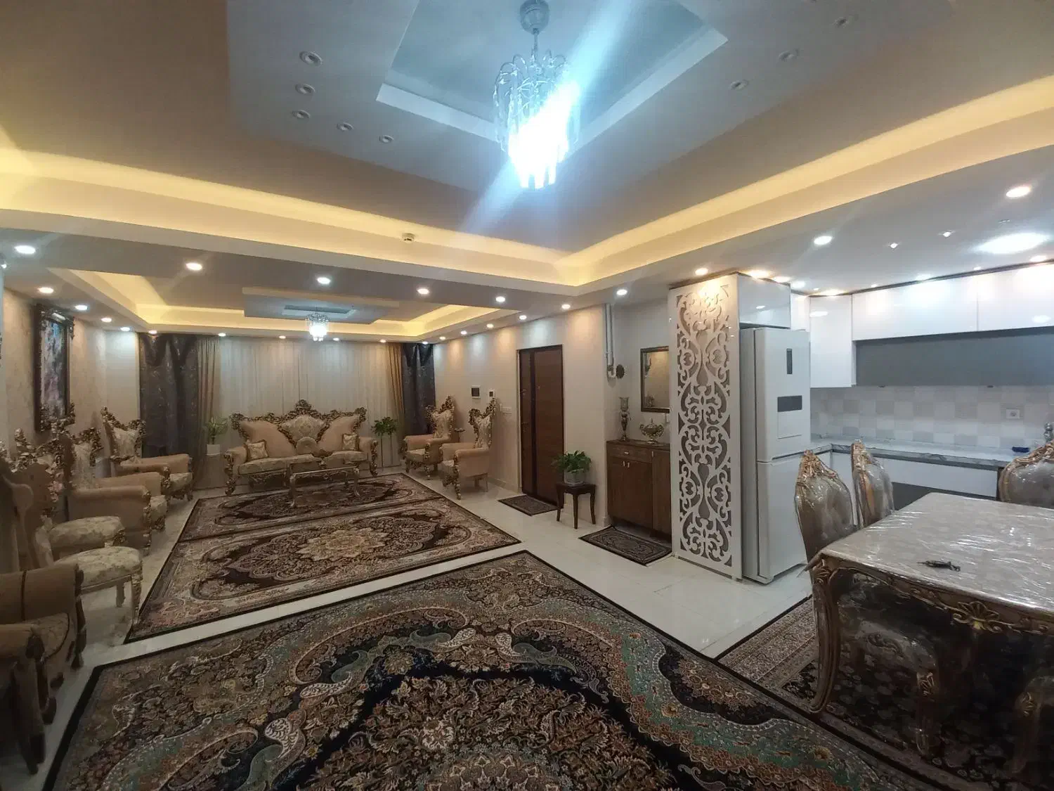 واحد ۱۰۷ متری/میدان دادگستری/پشت هتل باران|فروش آپارتمان|ملایر, |دیوار