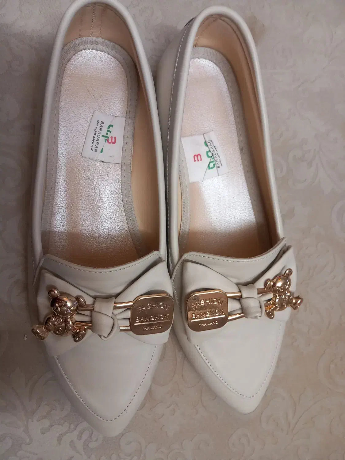 کفش|کیف، کفش، کمربند|مشهد, کارگران|دیوار