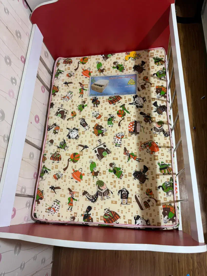 کمد وتخت و صندلی غذای کودک|اسباب و اثاث بچه|لاهیجان, کوی آزادگان|دیوار