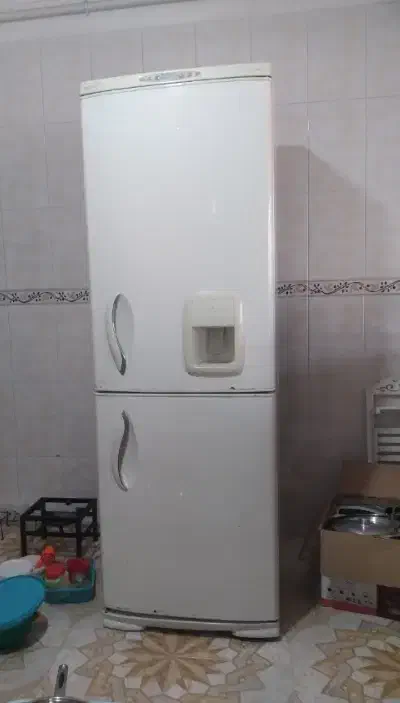 فروش به علت مهاجرت و کمبود جا|یخچال و فریزر|سیوان, |دیوار